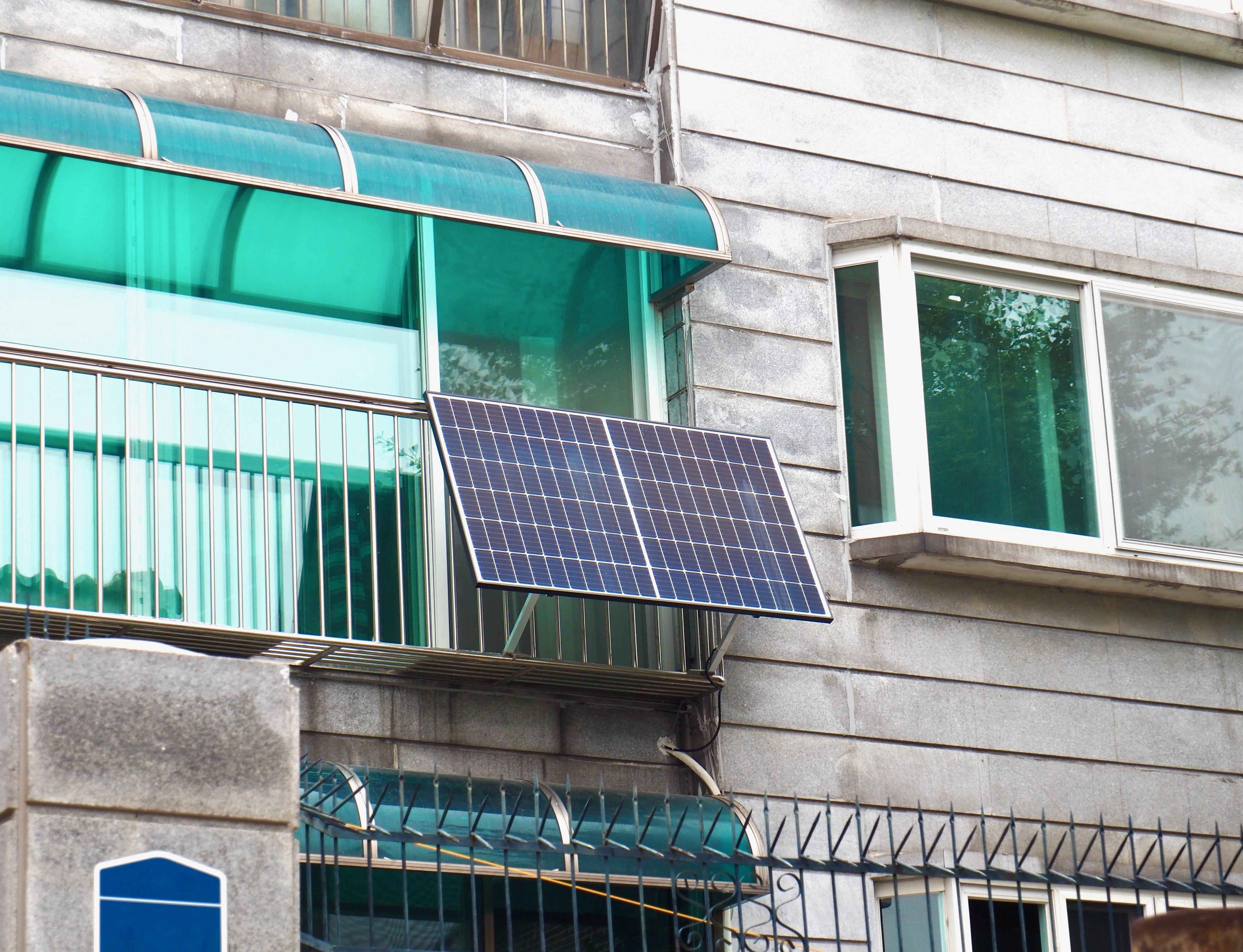 Solaranlage an Balkon