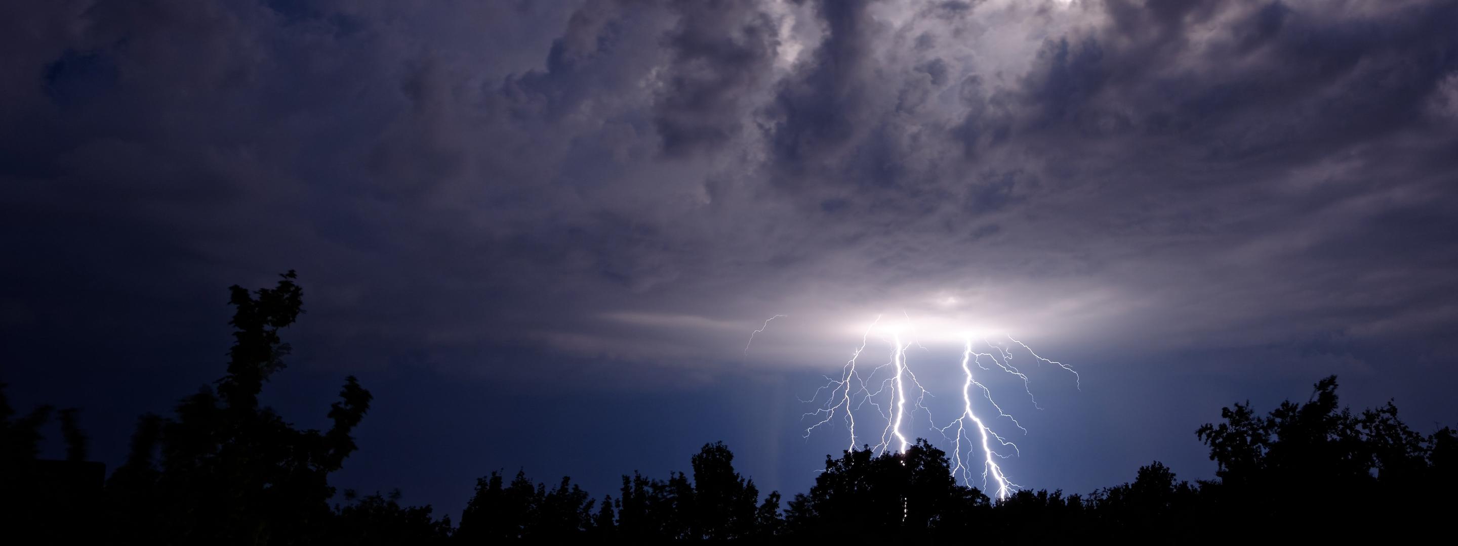 Blitzschutzsysteme als optimaler Schutz vor Blitzeinschlägen